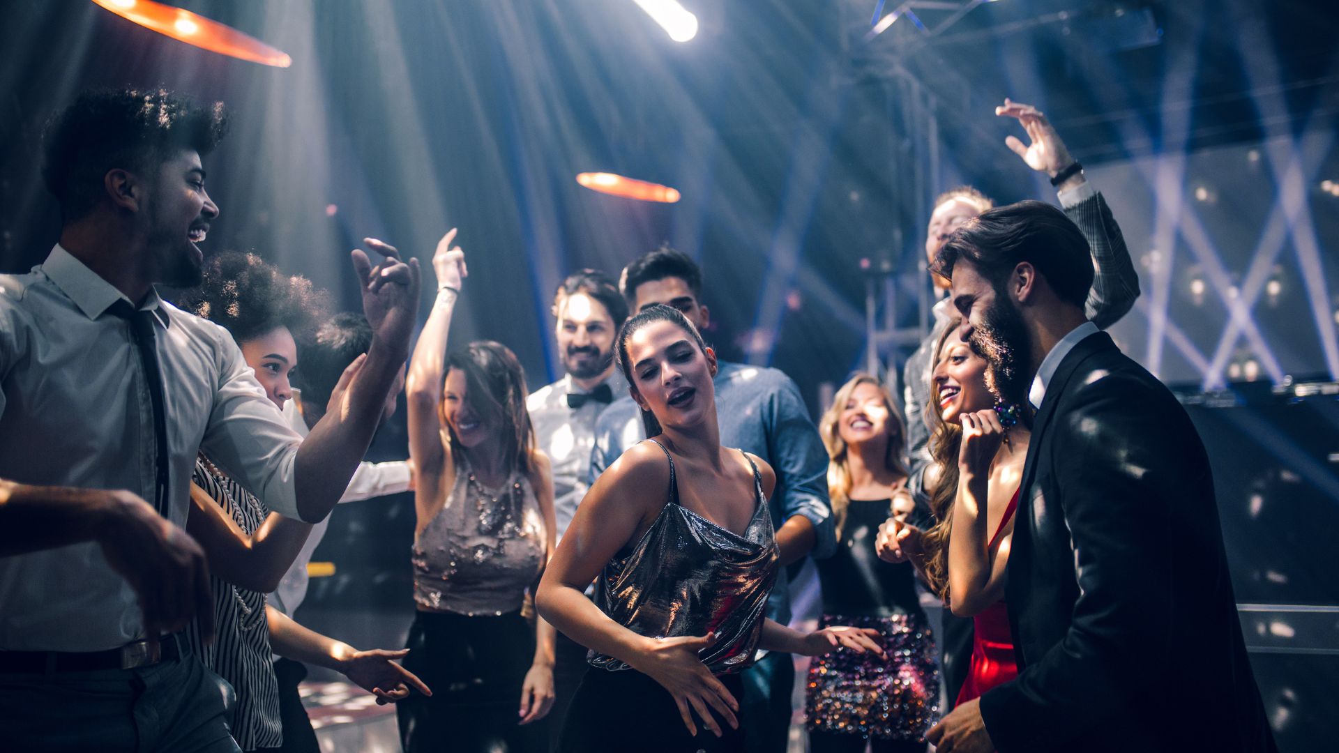Comparing Traditional vs. LED Dance Floors: Pros and Cons